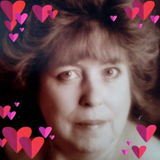 Profile Picture of Janet Halls (@janet.halls.35) on Facebook