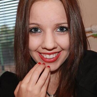 Profile Picture of Alexa Benson (@BensonLex) on Twitter