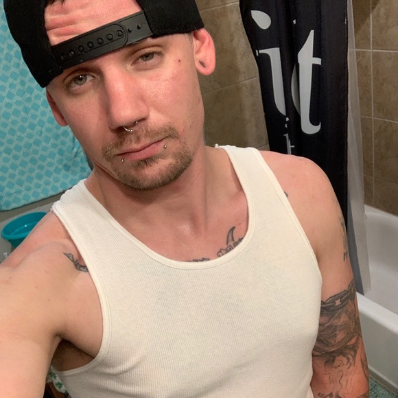 Profile Picture of Tyler Peck (@tylerpeck731) on Poshmark