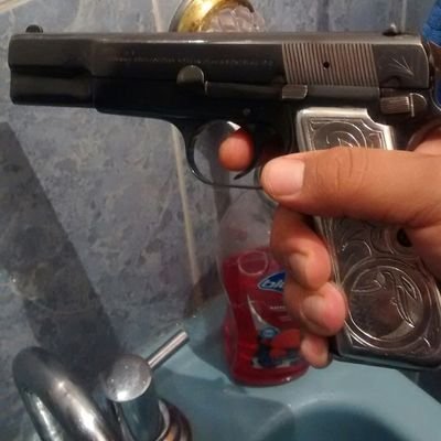 Profile Picture of Erik LoRa (@EriklopLopez) on Twitter