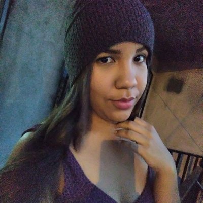 Profile Picture of Lupe Murillo (@lupemurirosa) on Twitter