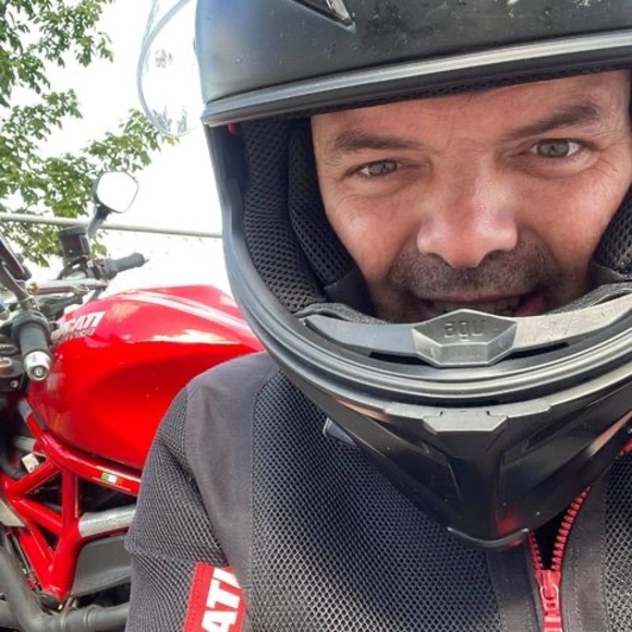 Profile Picture of Martin Brousseau (@martinbrouss385) on Poshmark