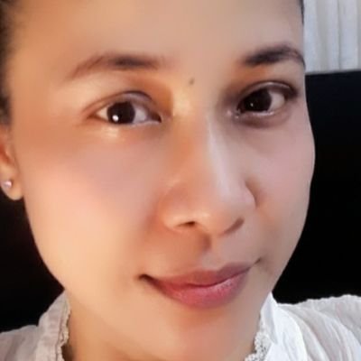 Profile Picture of Beverly Toquero (@bev4u2envy) on Twitter