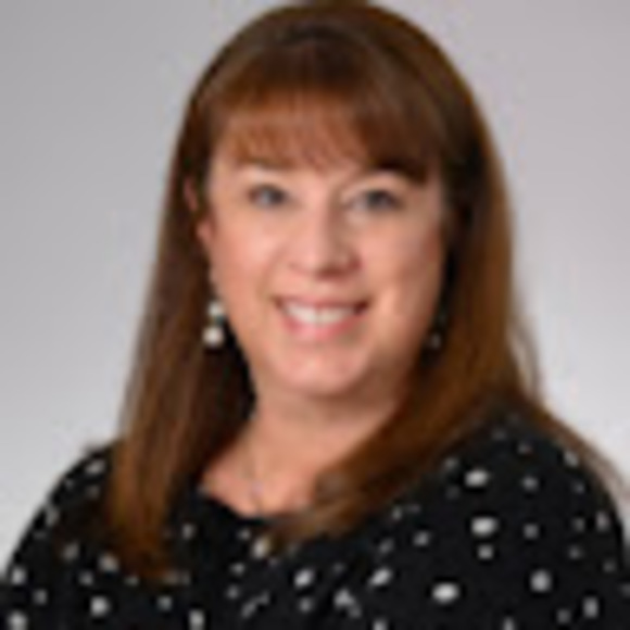 Profile Picture of Laura Broyles (@laurabroyles356) on Poshmark