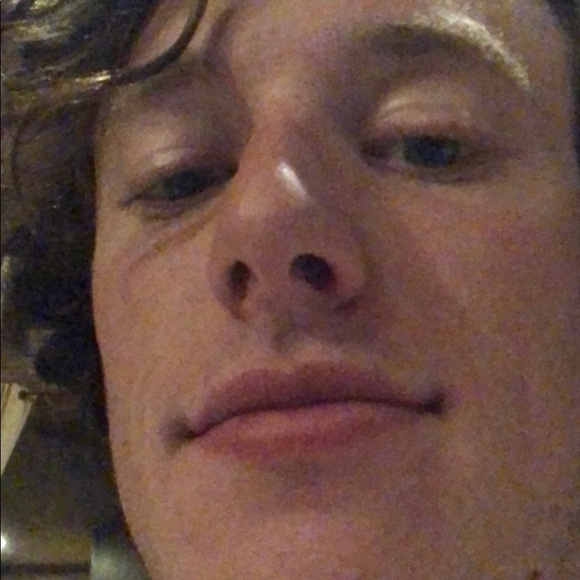 Profile Picture of Connor Osborne (@sloop_dog) on Poshmark