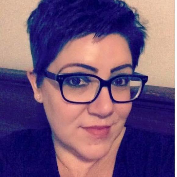 Profile Picture of Jenn Shorthouse (@jenntam0412) on Poshmark