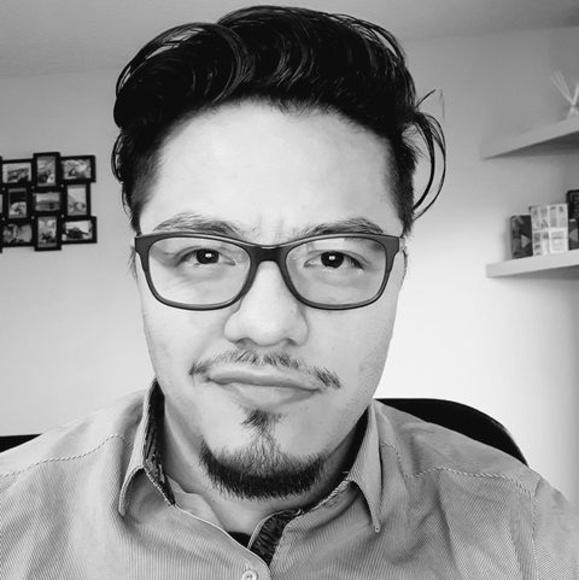 Profile Picture of Ruben Pompa (@bunbury_1790) on Poshmark