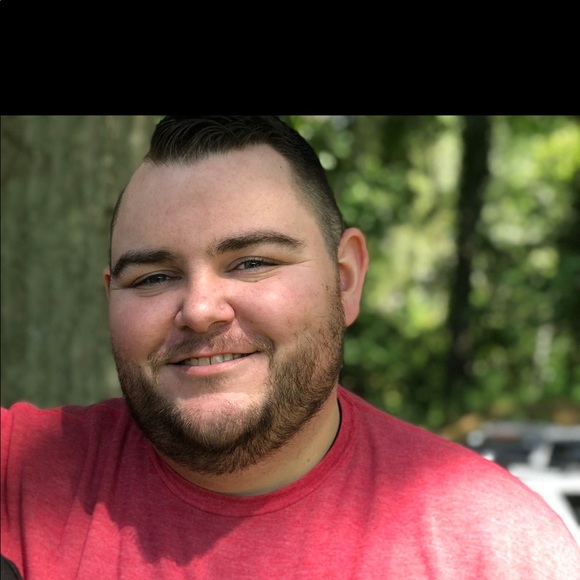 Profile Picture of Joseph Radish (@radish6464) on Poshmark