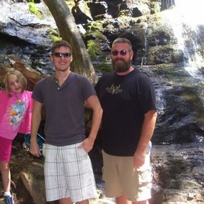Profile Picture of Jeremy R. Woosley (@JeRW08) on Twitter