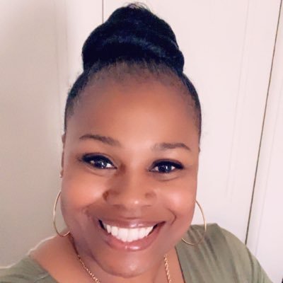 Profile Picture of Yolanda Armstrong (@yoyoarmstrong) on Twitter