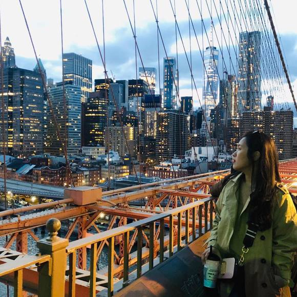 Profile Picture of Amber Liu (@nic50513) on Poshmark