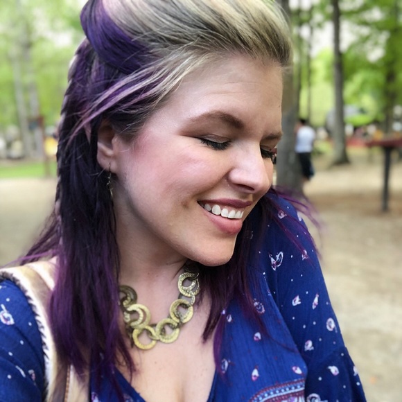 Profile Picture of Emily Gibbs (@songbirdmomof3) on Poshmark
