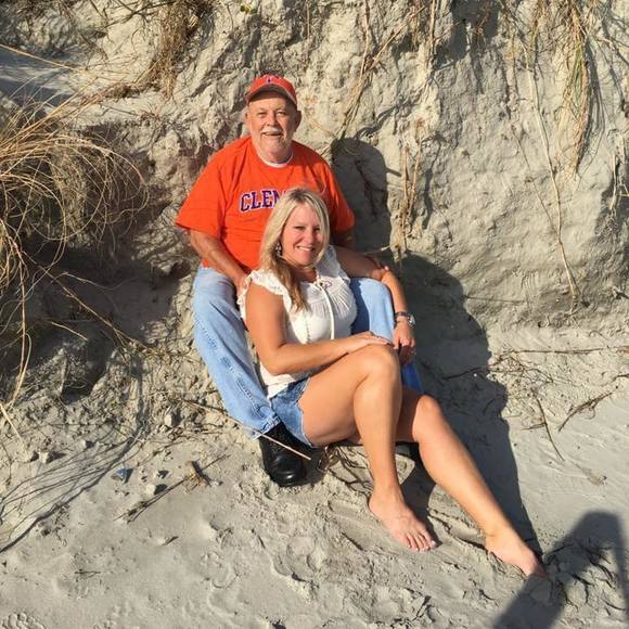 Profile Picture of Kristi Pulliam (@kpull1969) on Poshmark