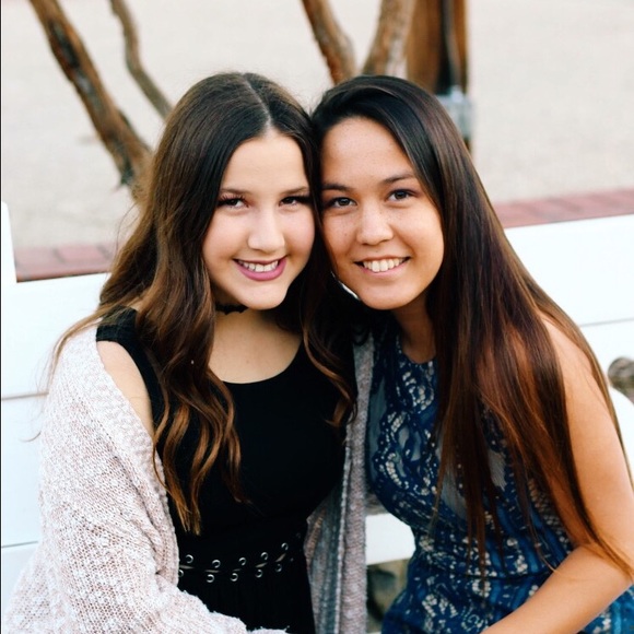 Profile Picture of Bella Malamud (@baella411) on Poshmark