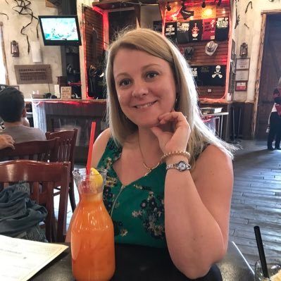 Profile Picture of Stacey Lane (@staceyllane) on Twitter