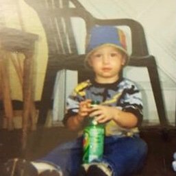 Profile Picture of Dustin Gillis (@RocksOnDaBlock) on Twitter