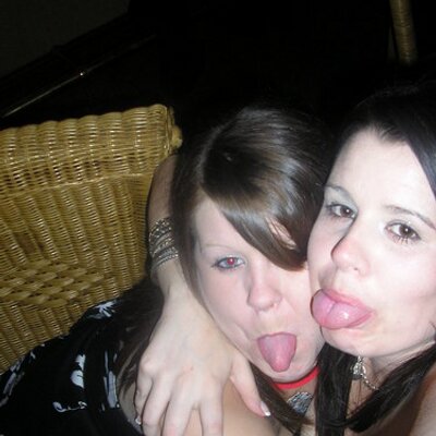 Profile Picture of Kerry Burrows (@fancypants1987) on Twitter