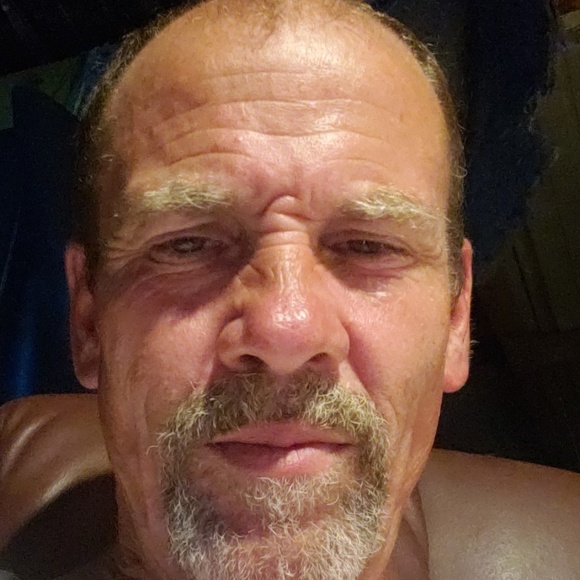 Profile Picture of Shawn Willis (@shawn_willis) on Poshmark