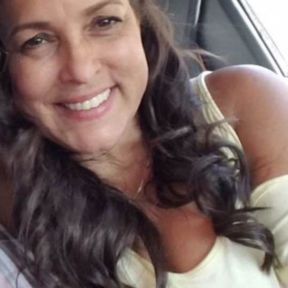 Profile Picture of Meiry Tabatneck (@meirytabatneck) on Poshmark