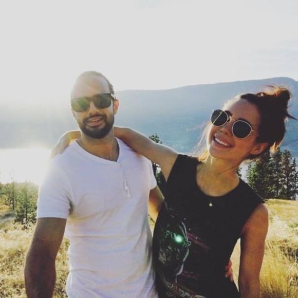 Profile Picture of Stephan Iadarola (@stephaniadarola) on Poshmark
