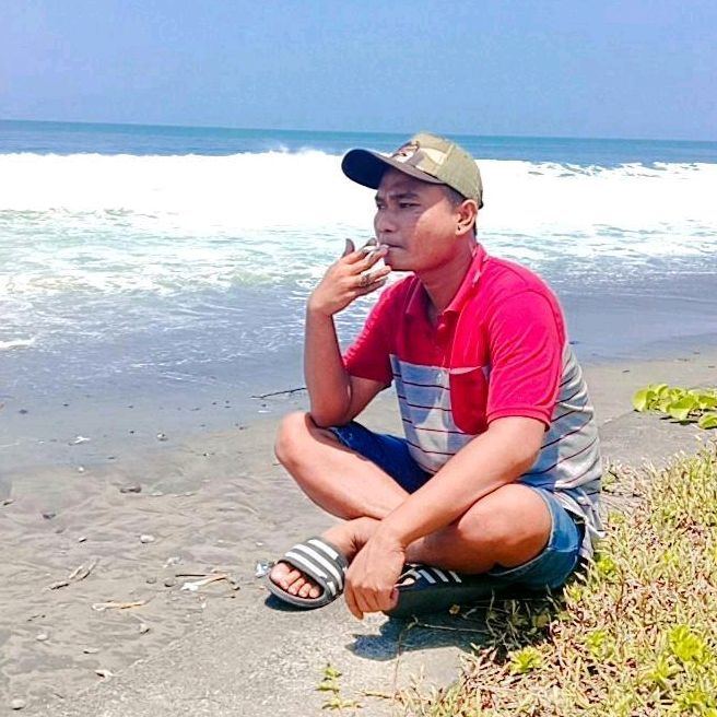 Profile Picture of Robert (@robert_chiyen) on Tiktok