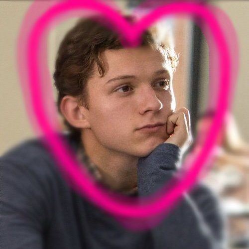 Profile Picture of isabelle..holland (@isabelle..holland) on Tiktok