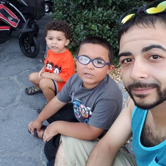 Profile Picture of Antonio Gonzalez (@gonzalez851) on Poshmark