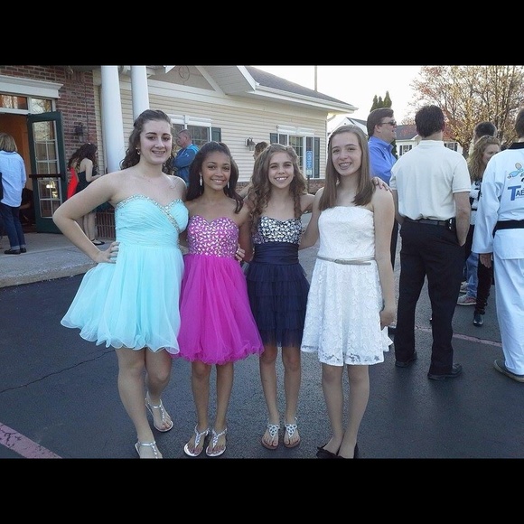 Profile Picture of Tailynn Decicco (@taytaysun) on Poshmark