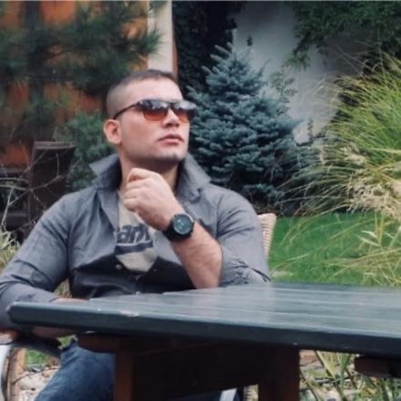 Profile Picture of Nasratullah Valy (@nasratvaly) on Poshmark