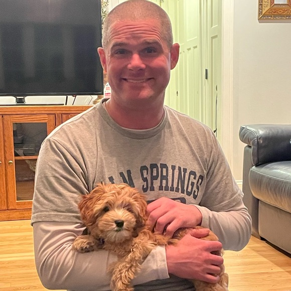 Profile Picture of Kevin Briere (@kevinbriere) on Poshmark