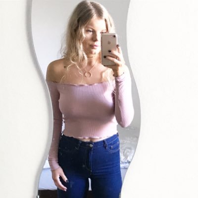 Profile Picture of Sass❁ (@HarrysSara) on Twitter