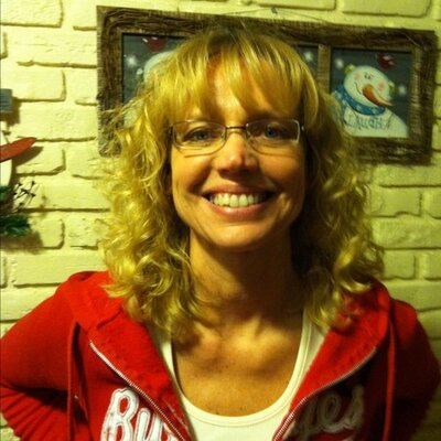 Profile Picture of Kathy Sample Runyan (@Katrundog) on Twitter