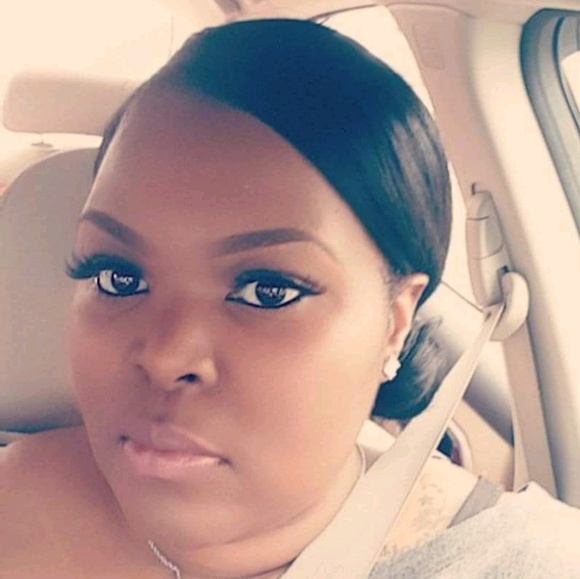 Profile Picture of Pamela Walker (@pw2892) on Poshmark