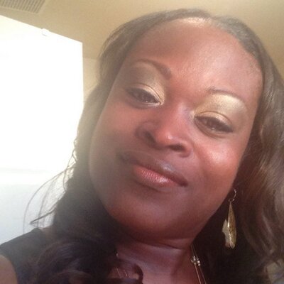 Profile Picture of Lisa  Durgin (@Lees_Ann) on Twitter