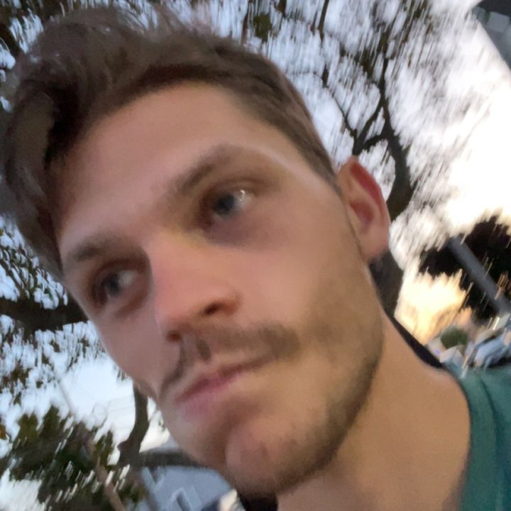 Profile Picture of peterfroloff (@peterfroloff) on Tiktok