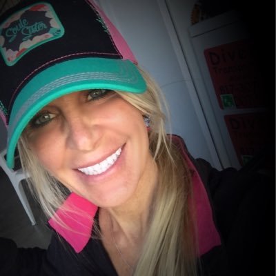 Profile Picture of мαи∂у (@mandyAvett) on Twitter