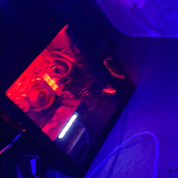 Profile Picture of Lawrence Williams (@lawrencewill139) on Poshmark