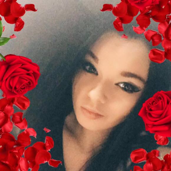 Profile Picture of Destiny Matuke (@dmmtbo) on Poshmark