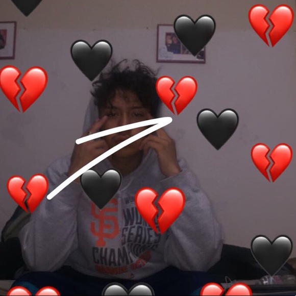 Profile Picture of Manny Santana (@kingeazyy5) on Poshmark