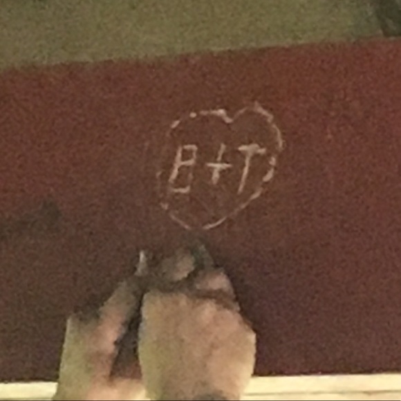 Profile Picture of Tabitha Brickman (@tbrick78) on Poshmark