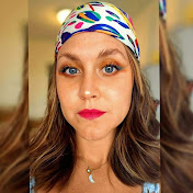 Profile Picture of Cassandra Robledo (@whytelatina) on Youtube