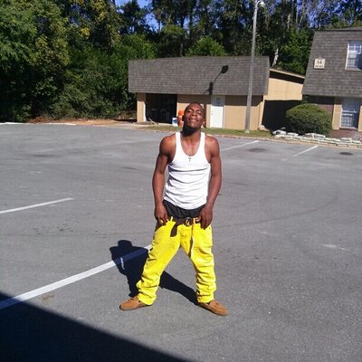 Profile Picture of Dee Garrett (@deegarrett45) on Twitter