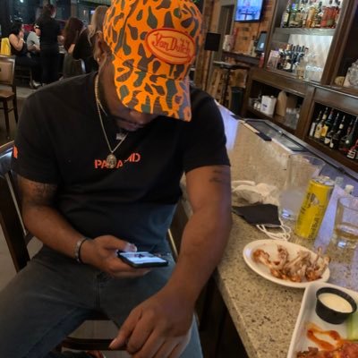 Profile Picture of Boss Bytes  🍖 🤞🏾 (@JohnPerryNOhio) on Twitter