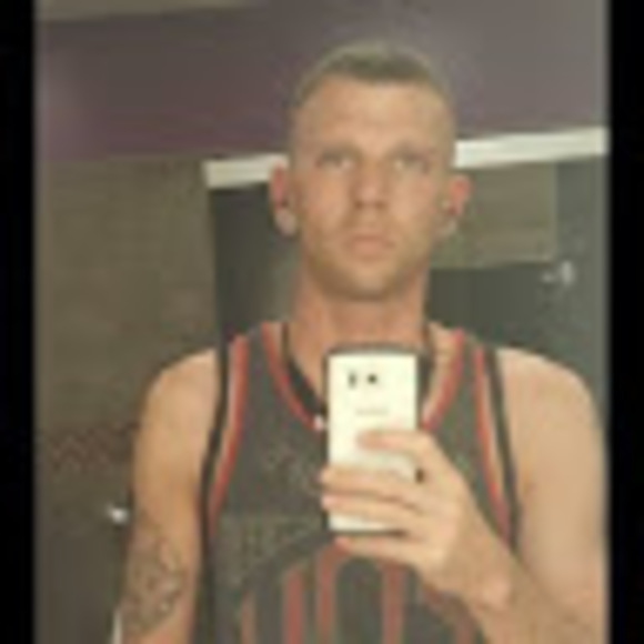 Profile Picture of Byron Curtis (@curtisbyron19) on Poshmark