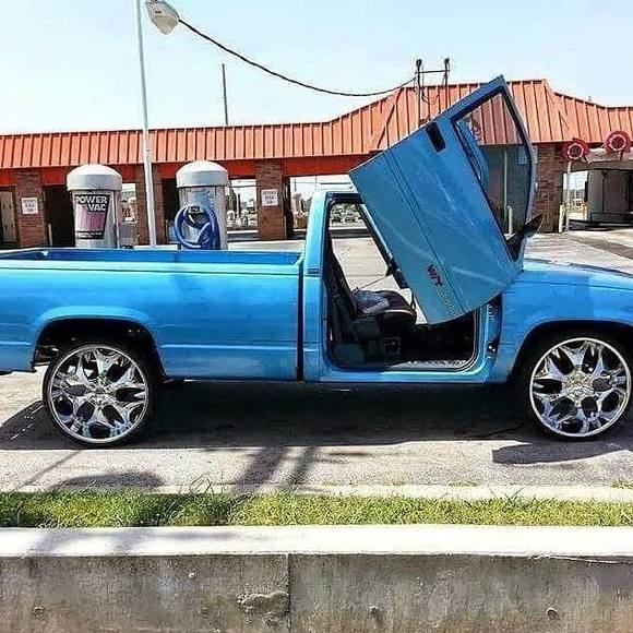 Jeff Unsell - Poshmark Profile Picture of Jeff Unsell (@jeffunsell417) on Poshmark