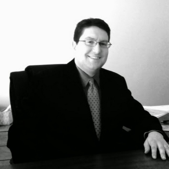 Profile Picture of Evan Barquist (@evanbarquist) on Poshmark