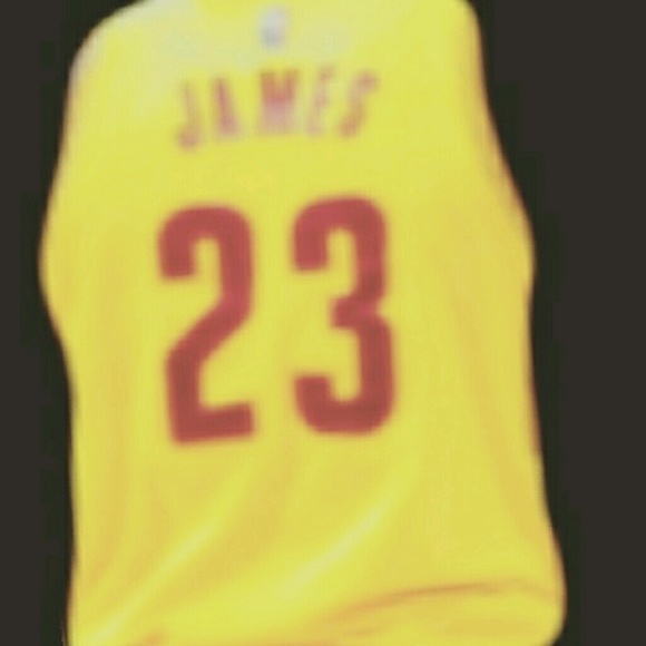 Profile Picture of Jason Amaral (@jasonamaral8) on Poshmark