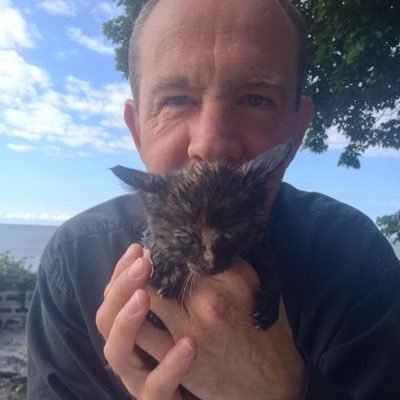 Profile Picture of James Lilley (@jamesa6) on Twitter