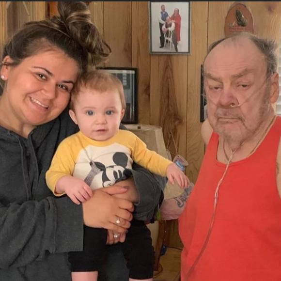 Profile Picture of Heather Magnotti (@hhhhhhea) on Poshmark