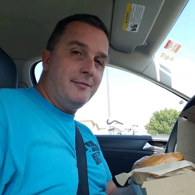 Profile Picture of Herny (@thomas_herny) on Tiktok